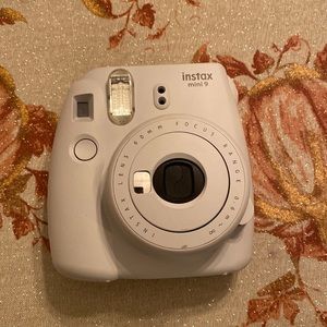 Instax Mini 9 Smokey White Camera